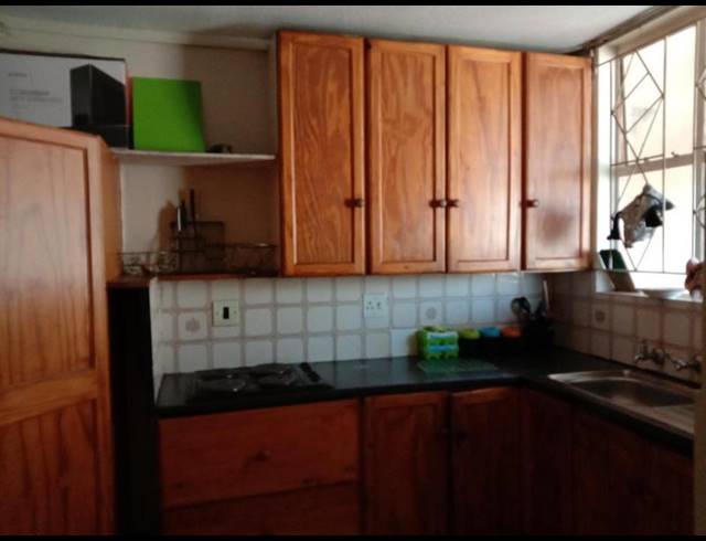 3 BEDROOM APARTMENT FOR SALE IN SUNNYSIDE